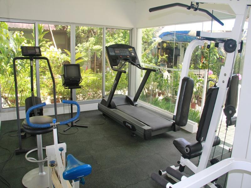 Terrace Hotel บันดาร์เสรีเบกาวัน ภายนอก รูปภาพ