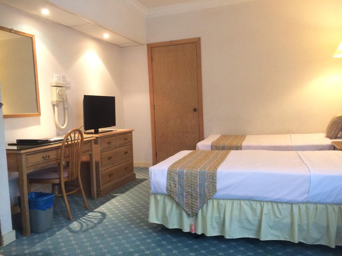 Terrace Hotel บันดาร์เสรีเบกาวัน ภายนอก รูปภาพ