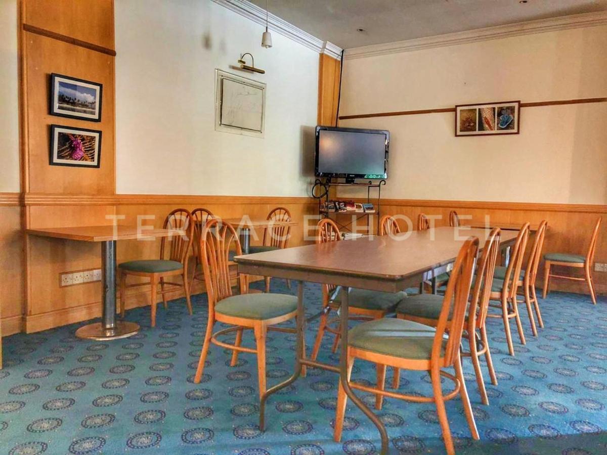 Terrace Hotel บันดาร์เสรีเบกาวัน ภายนอก รูปภาพ