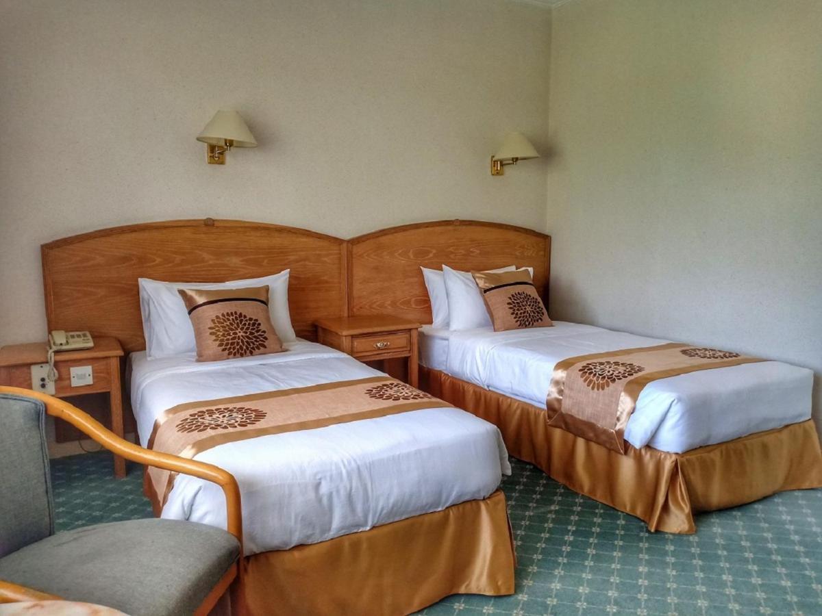 Terrace Hotel บันดาร์เสรีเบกาวัน ภายนอก รูปภาพ